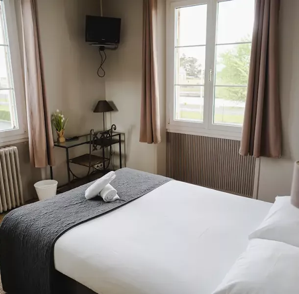 Hotel ouistreham Le Phare